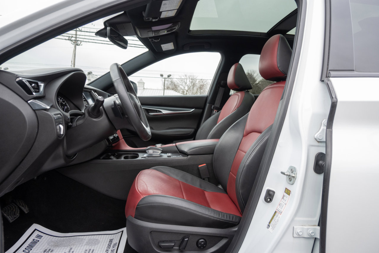 Used 2023 INFINITI QX50 Sport image 14