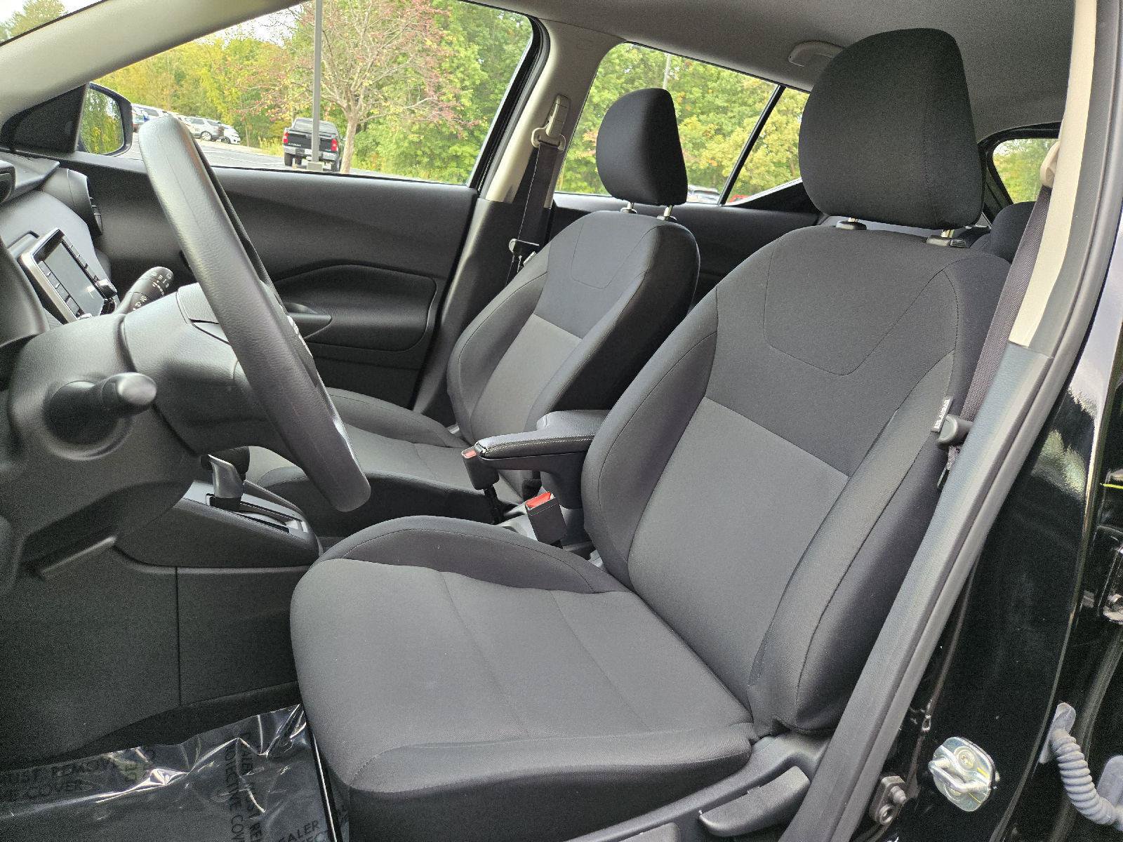 Used 2024 Nissan Kicks S FWD image 12