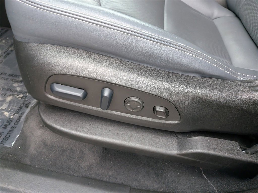 Used 2024 Buick Enclave Premium image 14