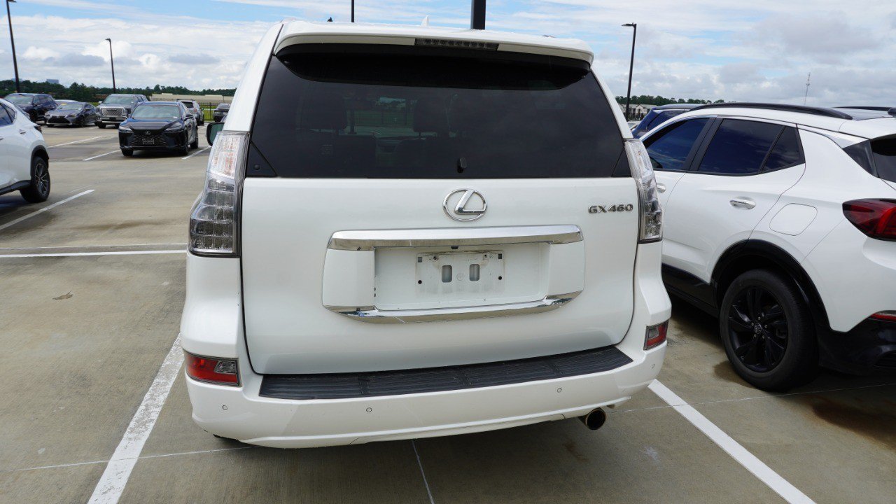 Used 2017 Lexus GX 460 Premium AWD/4WD image 7