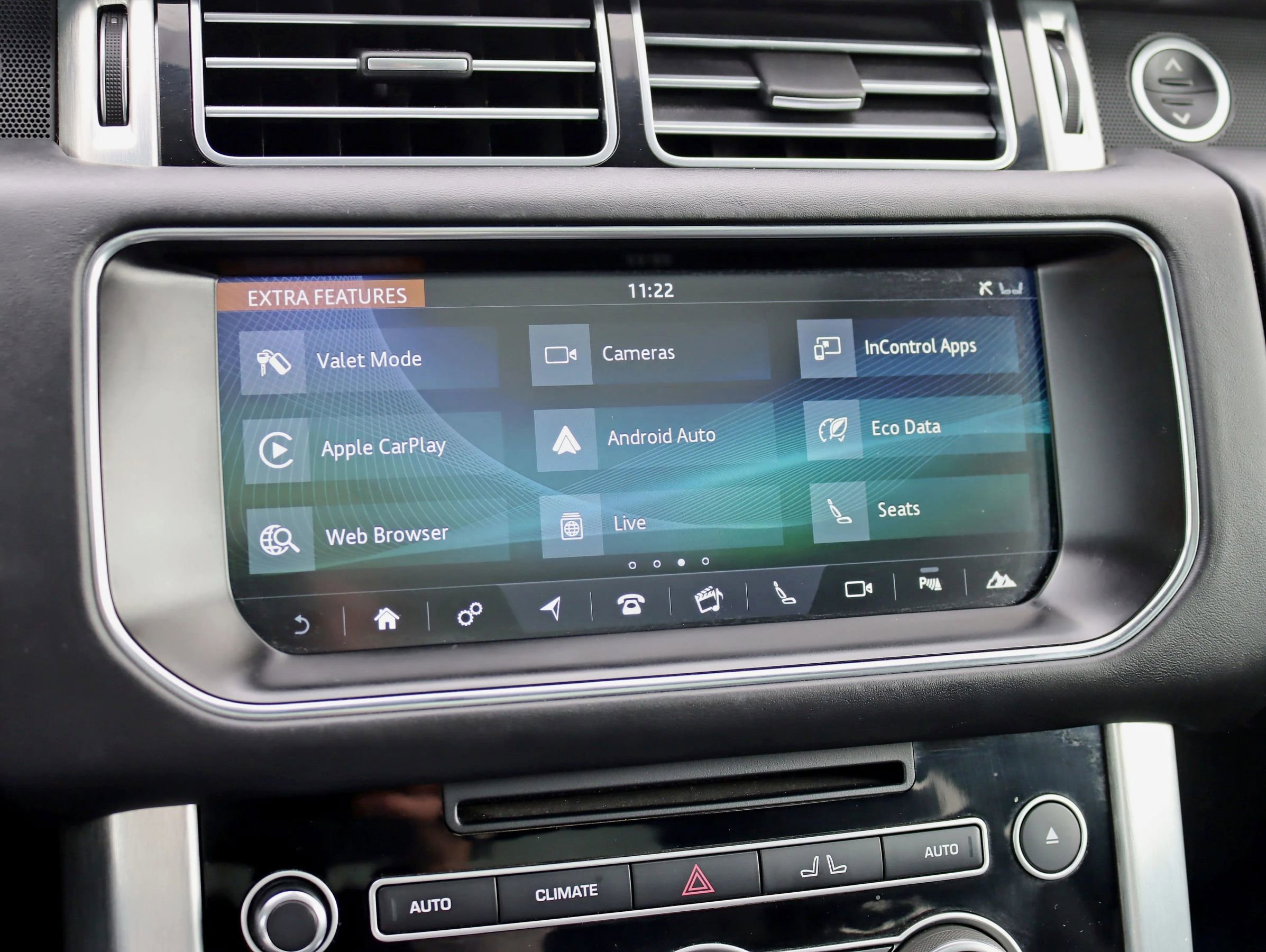 Used 2017 Land Rover Range Rover Supercharged image 19