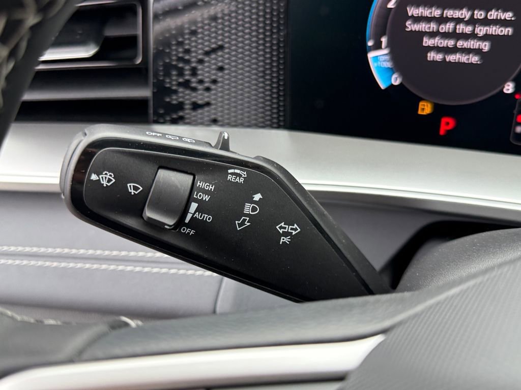 New 2026 Volkswagen Tiguan SE AWD/4WD image 30