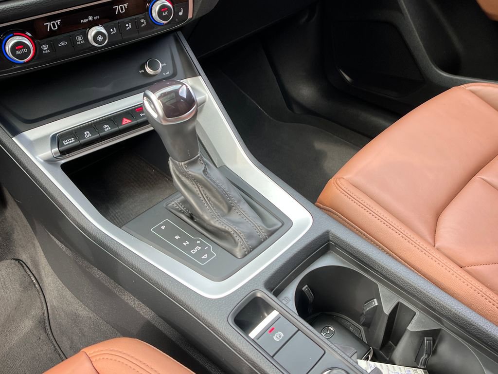 Used 2025 Audi Q3 2.0T Premium image 19