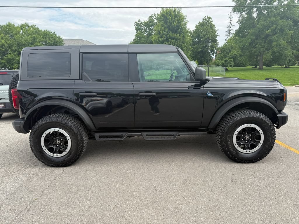 Used 2023 Ford Bronco Black Diamond w/ Sasquatch Package AWD/4WD image 4