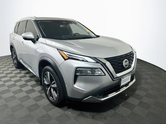 Used 2021 Nissan Rogue Platinum FWD image 1