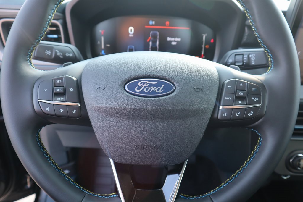 New 2025 Ford Maverick Lobo image 3