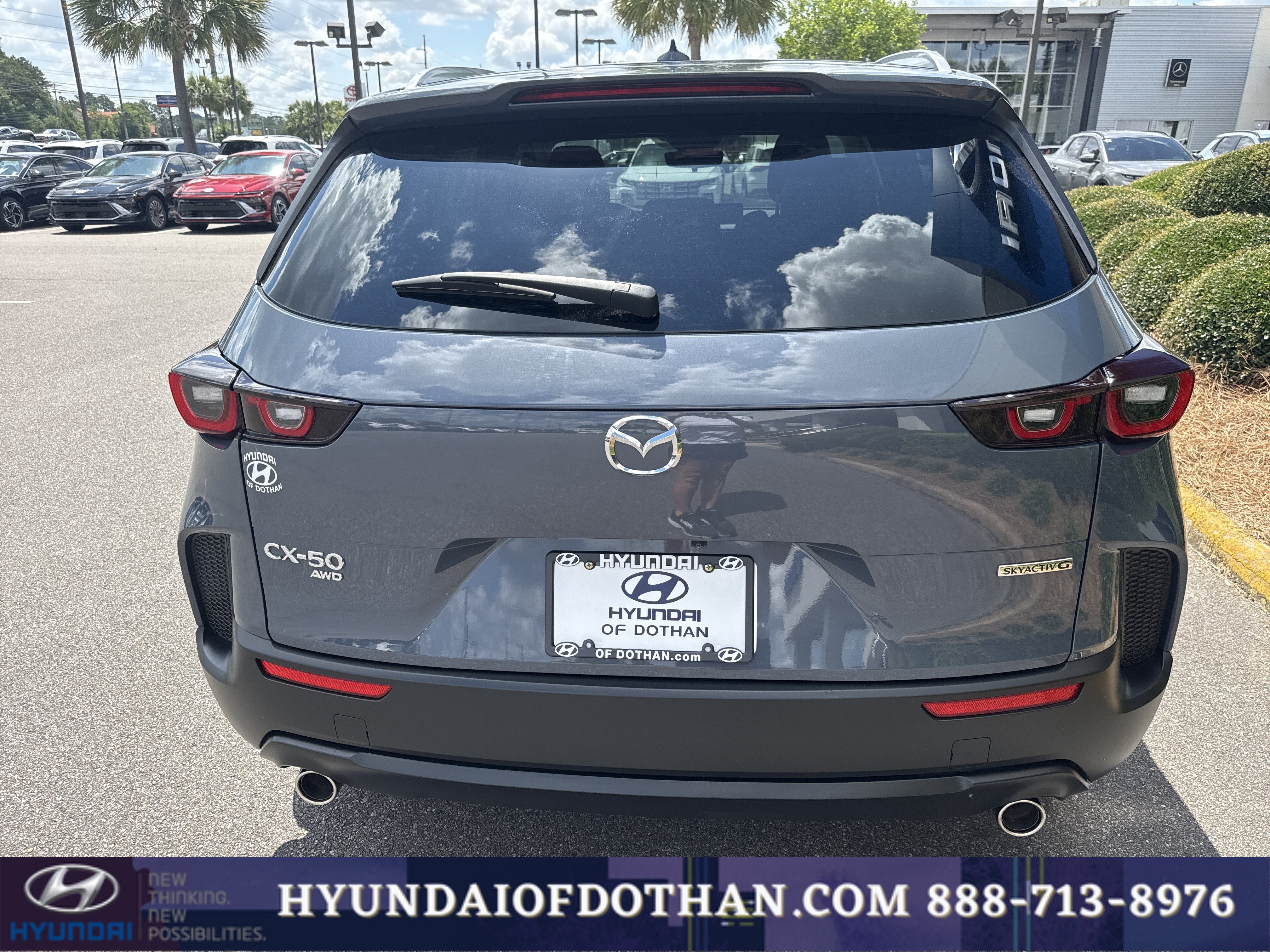 Used 2024 MAZDA CX-50 AWD 2.5 S w/ Premium Package image 3