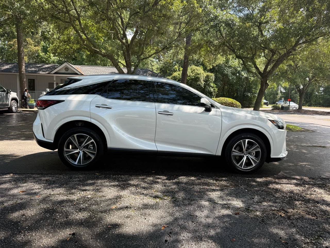 Used 2024 Lexus RX 350 Premium w/ Cold Area Package FWD image 4