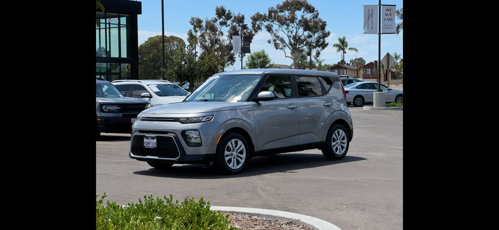 Used 2022 Kia Soul LX FWD image 5