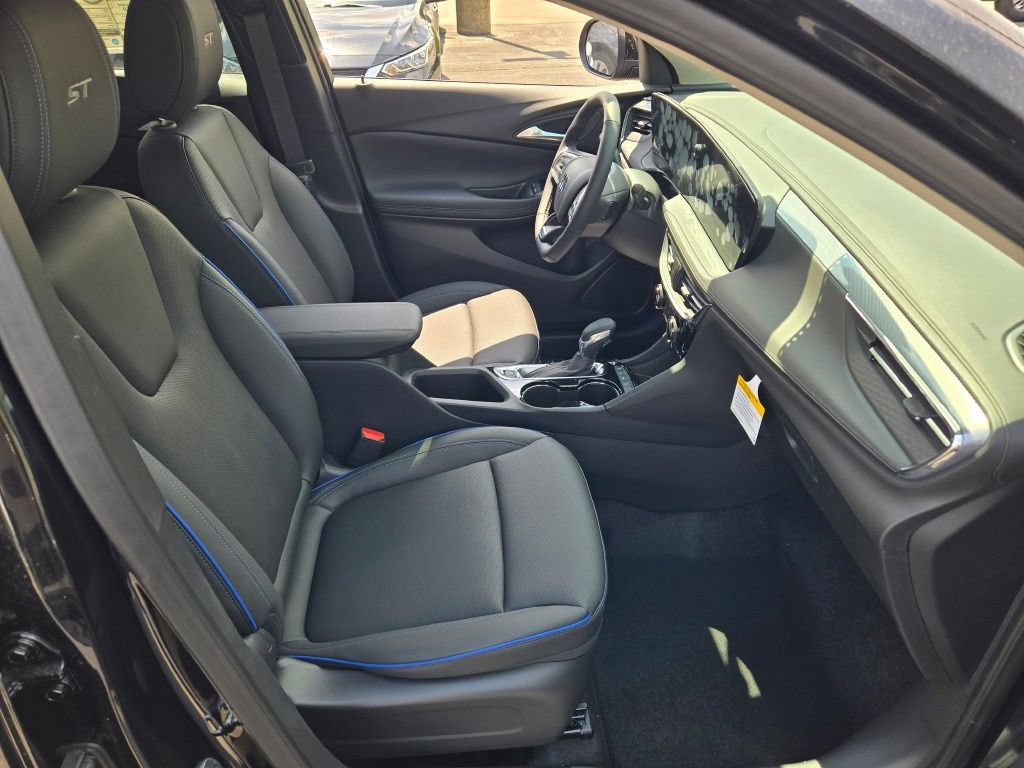 New 2026 Buick Encore GX Sport Touring w/ Comfort Package AWD/4WD image 16