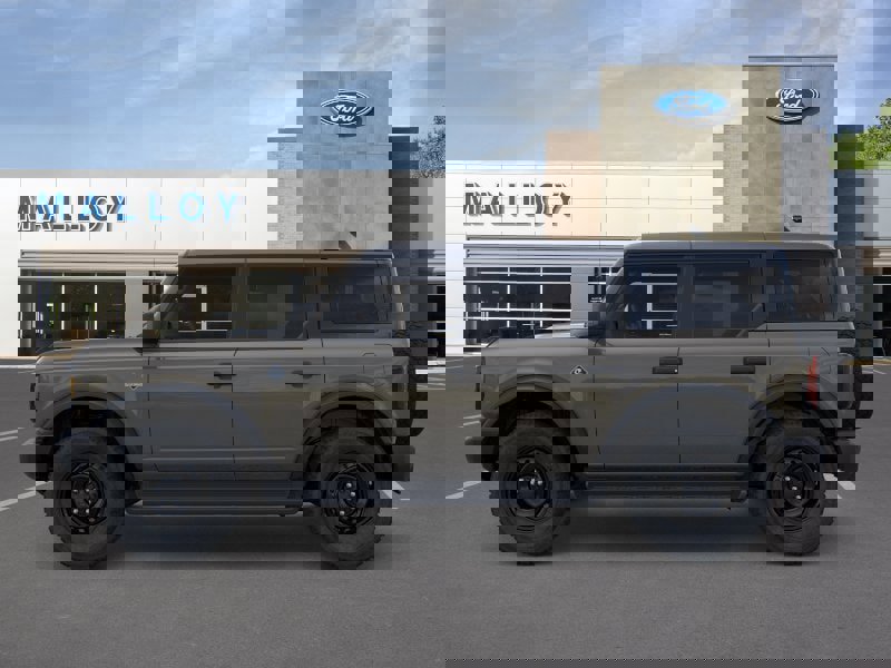 New 2026 Ford Bronco Outer Banks image 3