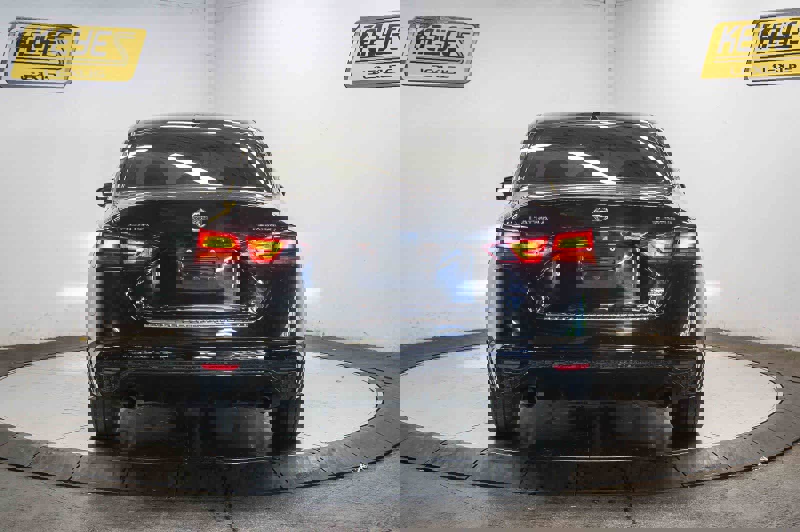 Used 2020 Nissan Altima 2.0 Platinum image 3