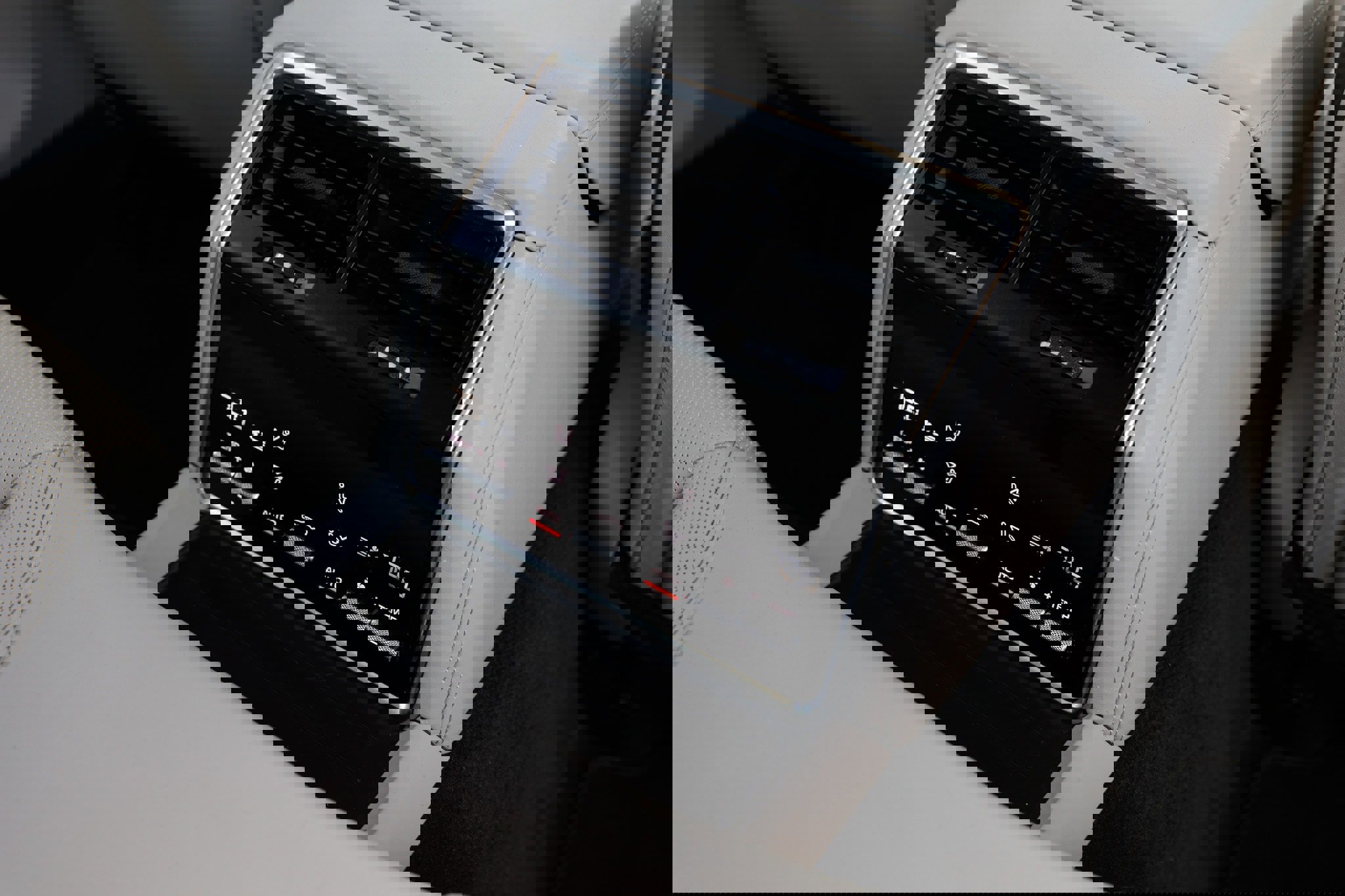 Used 2020 Porsche Panamera image 47