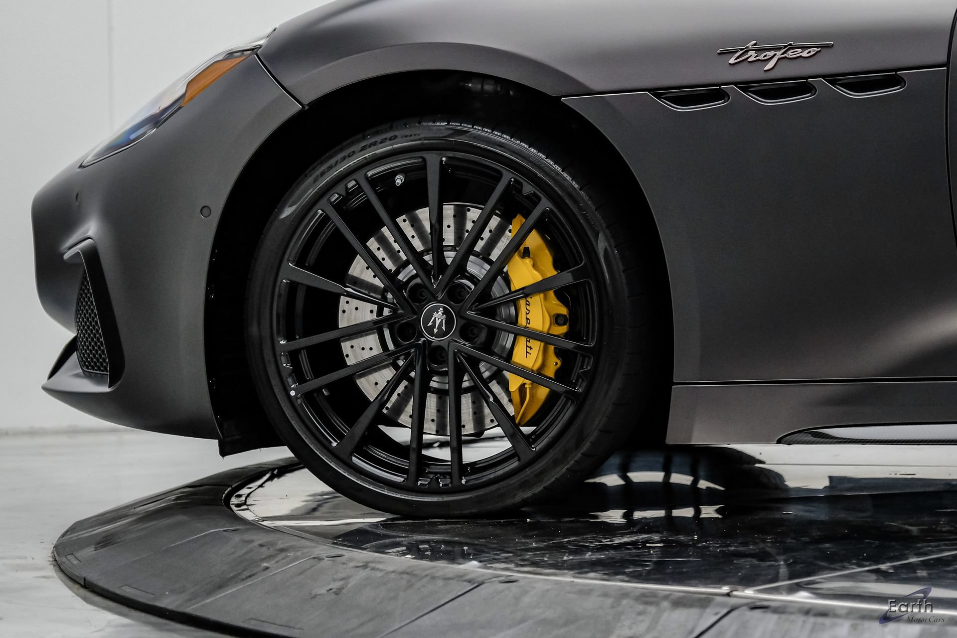 Used 2024 Maserati GranTurismo Trofeo AWD/4WD image 91