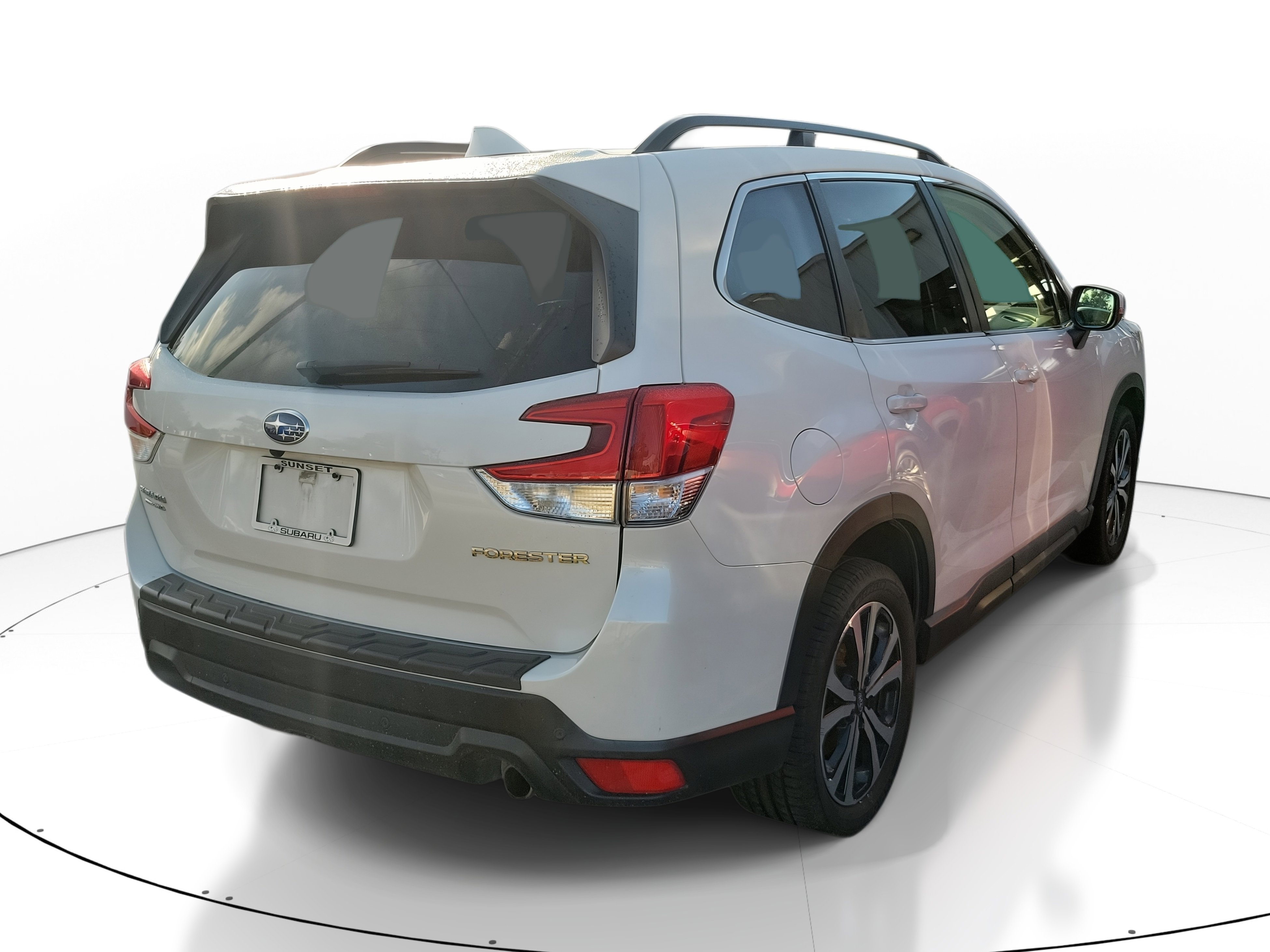 Used 2020 Subaru Forester Limited w/ Popular Package #3 image 9