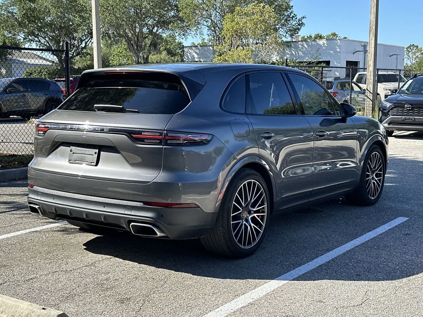 Used 2019 Porsche Cayenne E-Hybrid AWD/4WD image 7