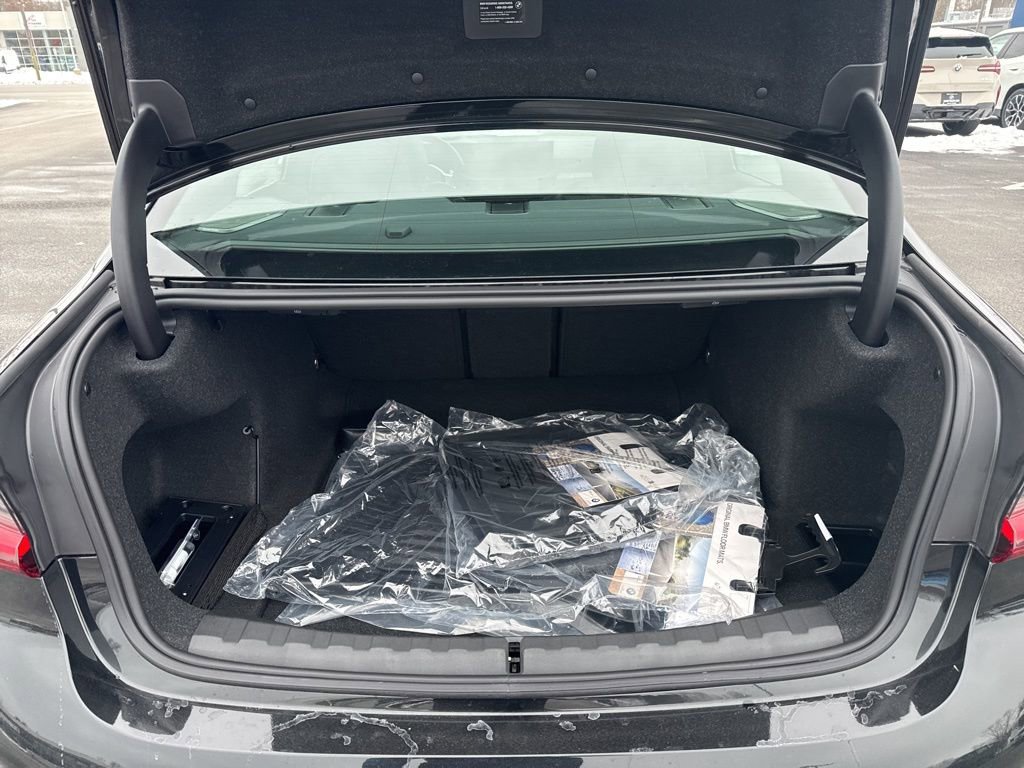 New 2026 BMW 330i xDrive Sedan w/ M Sport Package image 21