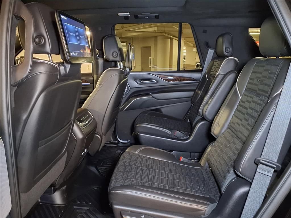 Certified 2023 Cadillac Escalade Premium Luxury Platinum image 20