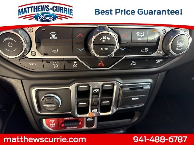 Used 2022 Jeep Gladiator Mojave w/ Trailer Tow Package AWD/4WD image 22