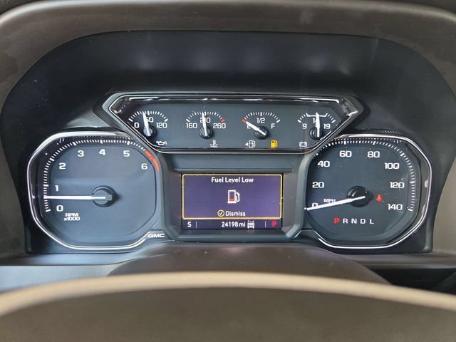 Used 2022 GMC Sierra 1500 SLT w/ SLT Convenience Package AWD/4WD image 15