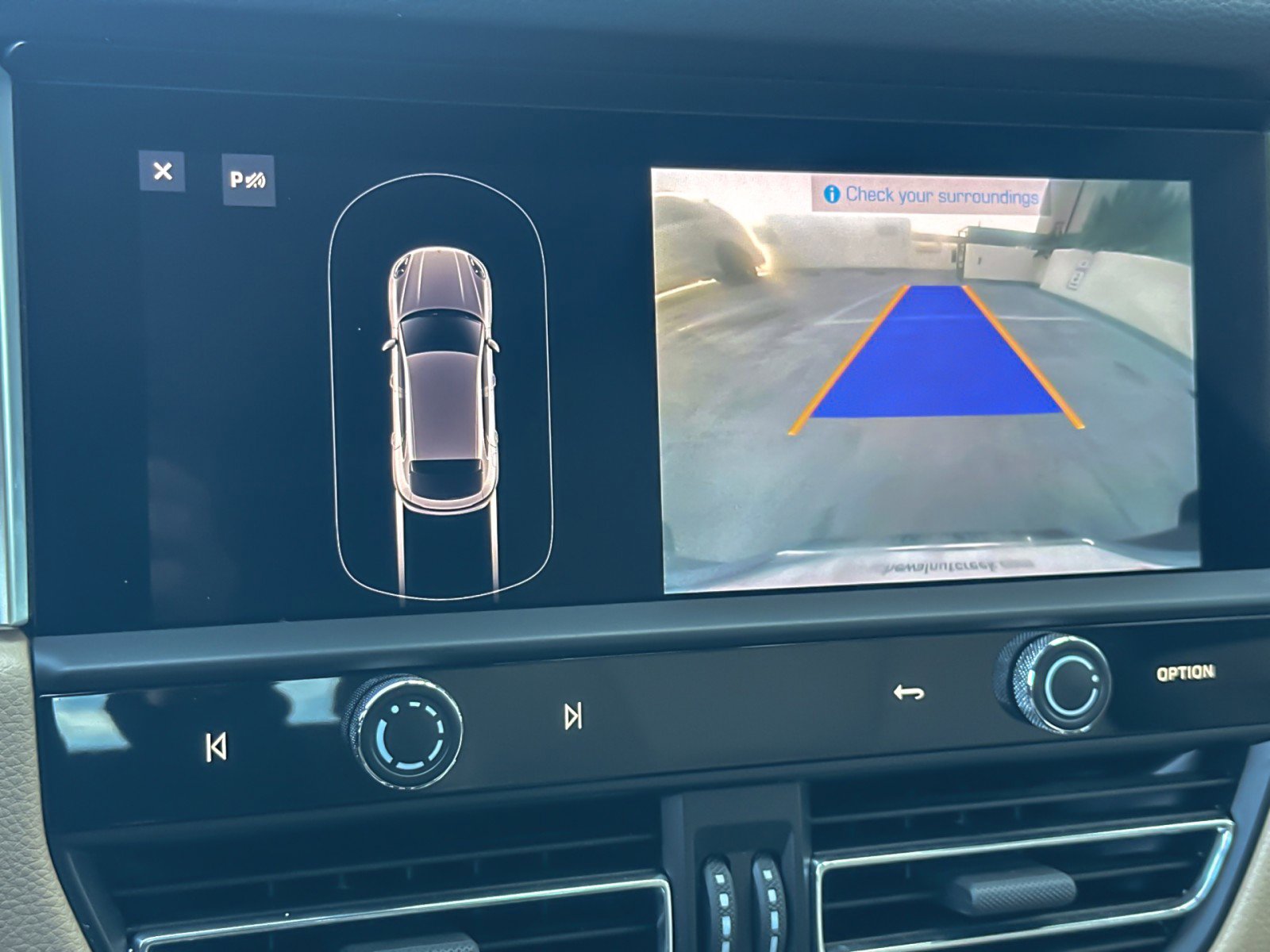 Certified 2023 Porsche Macan S image 20