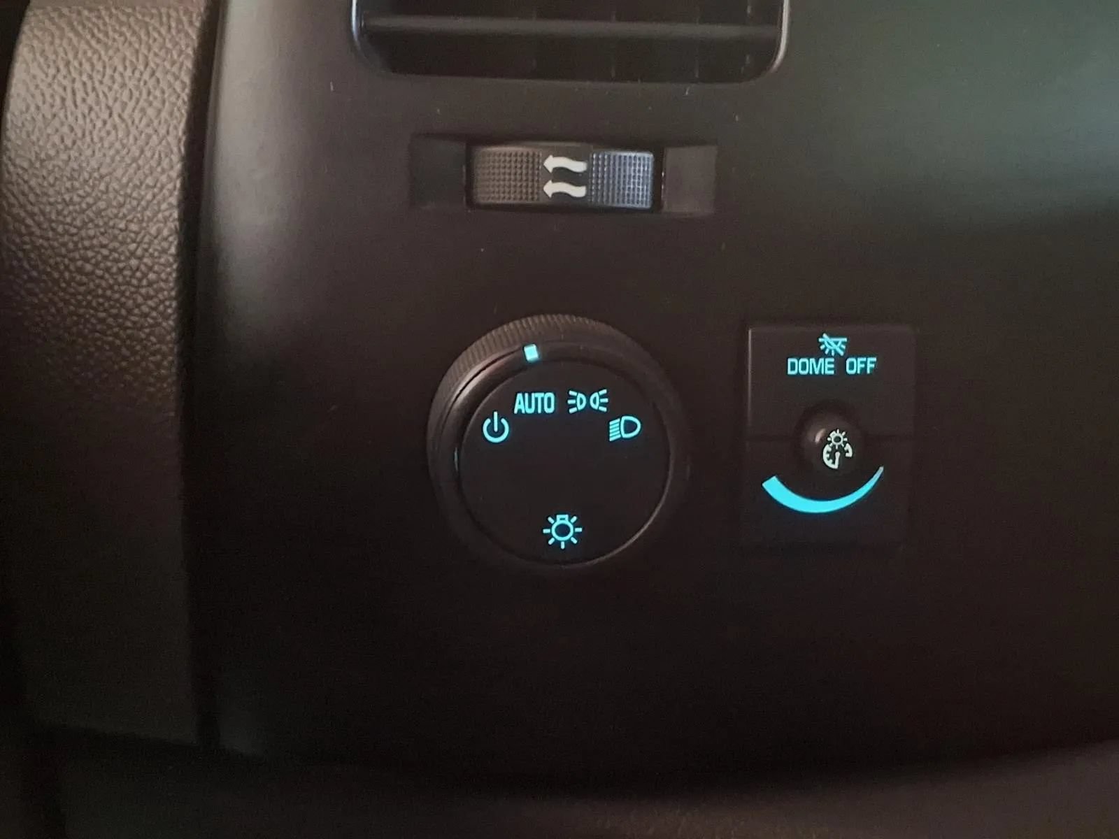 Used 2010 Chevrolet Silverado 3500 W/T AWD/4WD image 22