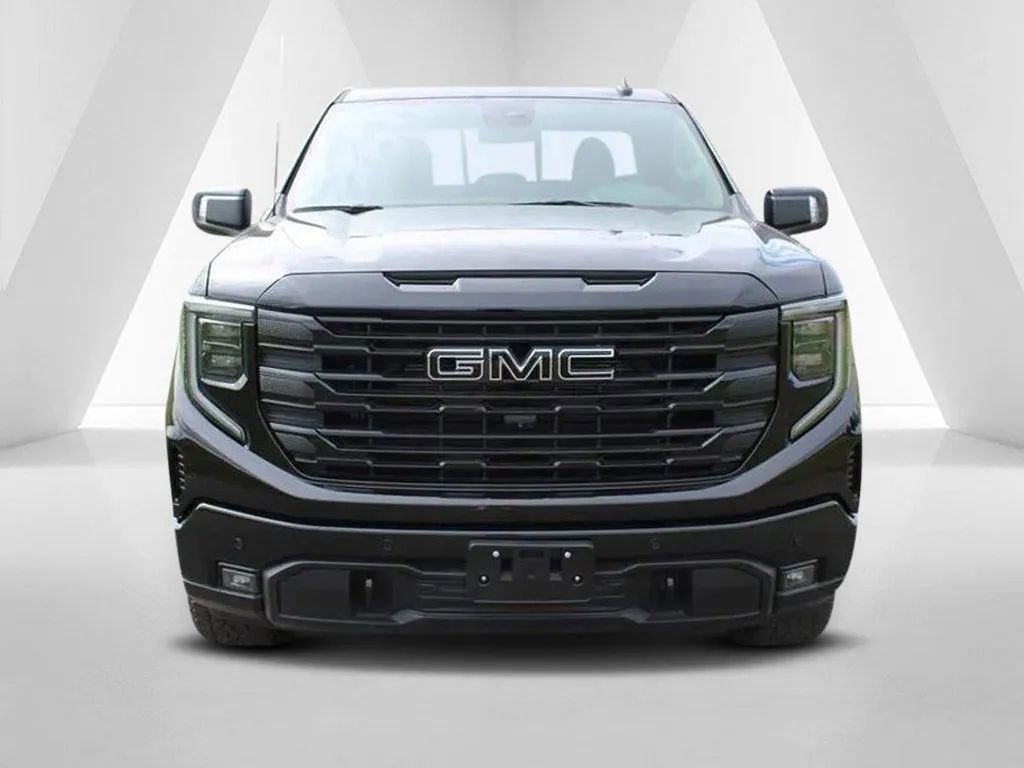New 2025 GMC Sierra 1500 Elevation image 2