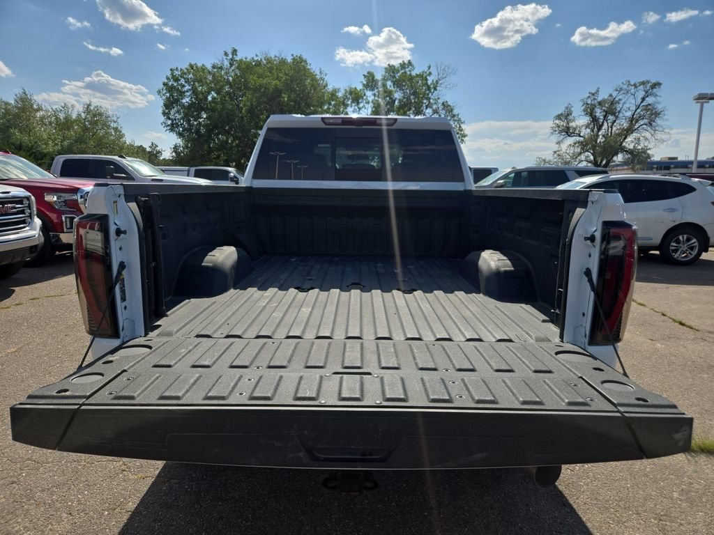 Used 2025 GMC Sierra 2500 AT4 AWD/4WD image 19