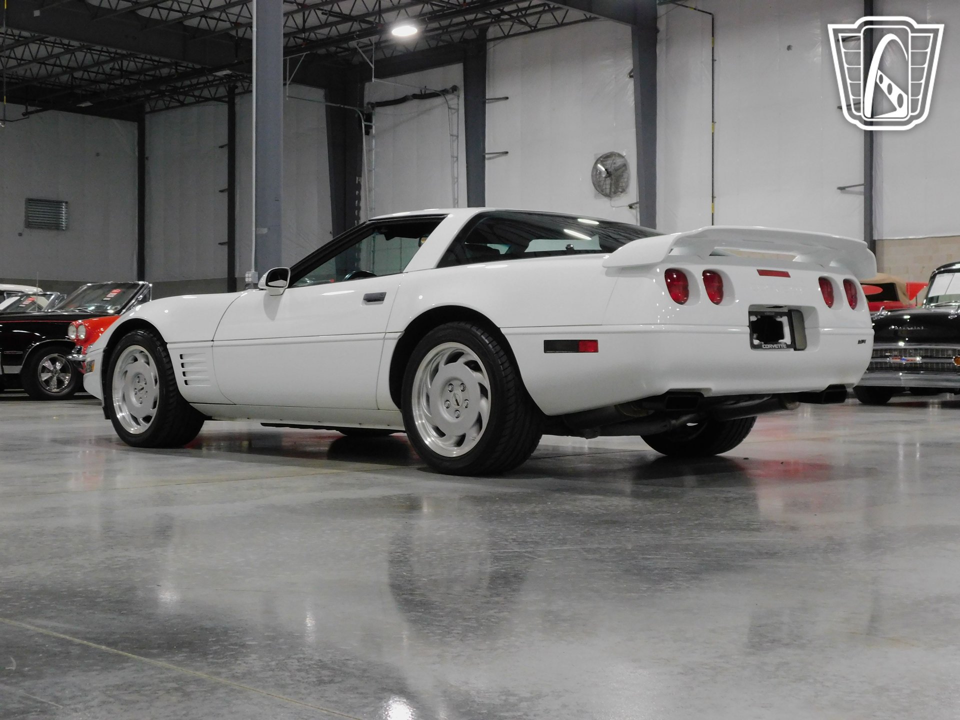 Used 1992 Chevrolet Corvette Coupe RWD image 22