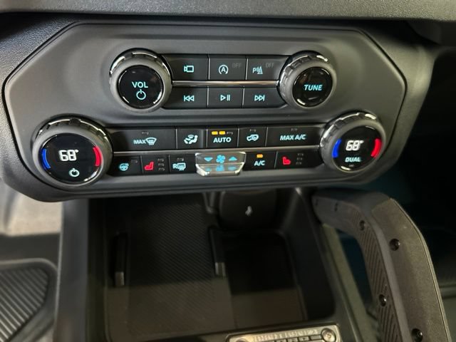 New 2026 Ford Bronco Badlands AWD/4WD image 14