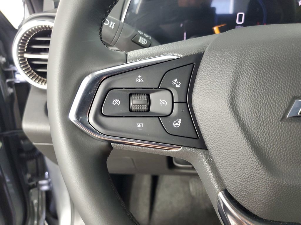 Used 2026 Chevrolet Trax ACTIV image 25