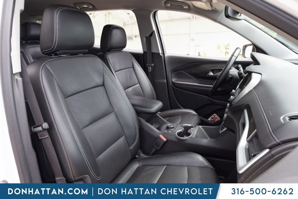 Used 2023 GMC Terrain SLT FWD image 19