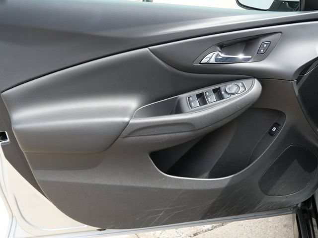 Used 2017 Chevrolet Volt LT w/ Comfort Package FWD image 12