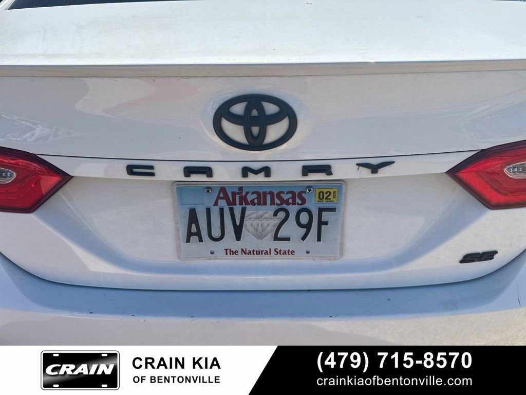 Used 2020 Toyota Camry SE image 12