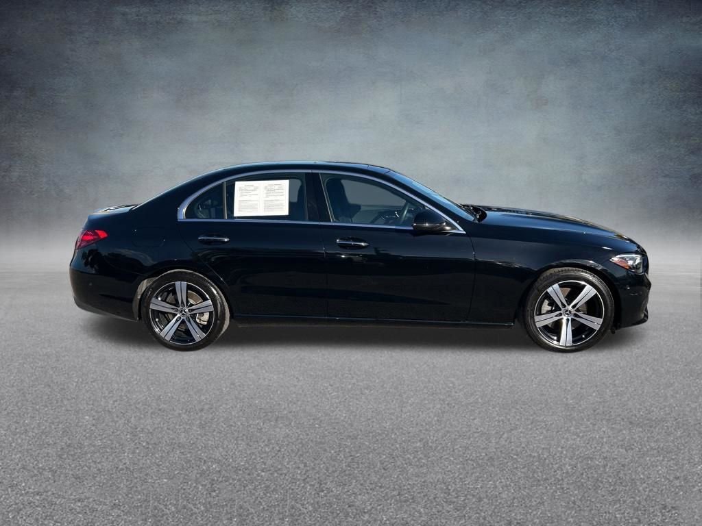 Used 2025 Mercedes-Benz C 300 Sedan image 3