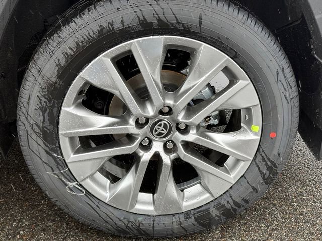 New 2025 Toyota RAV4 XLE Premium image 18
