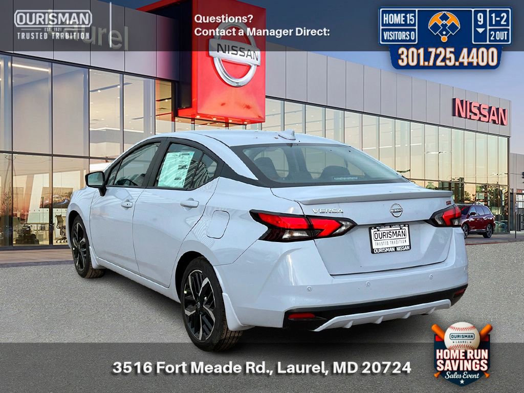 New 2025 Nissan Versa SR w/ Trunk Package FWD image 3