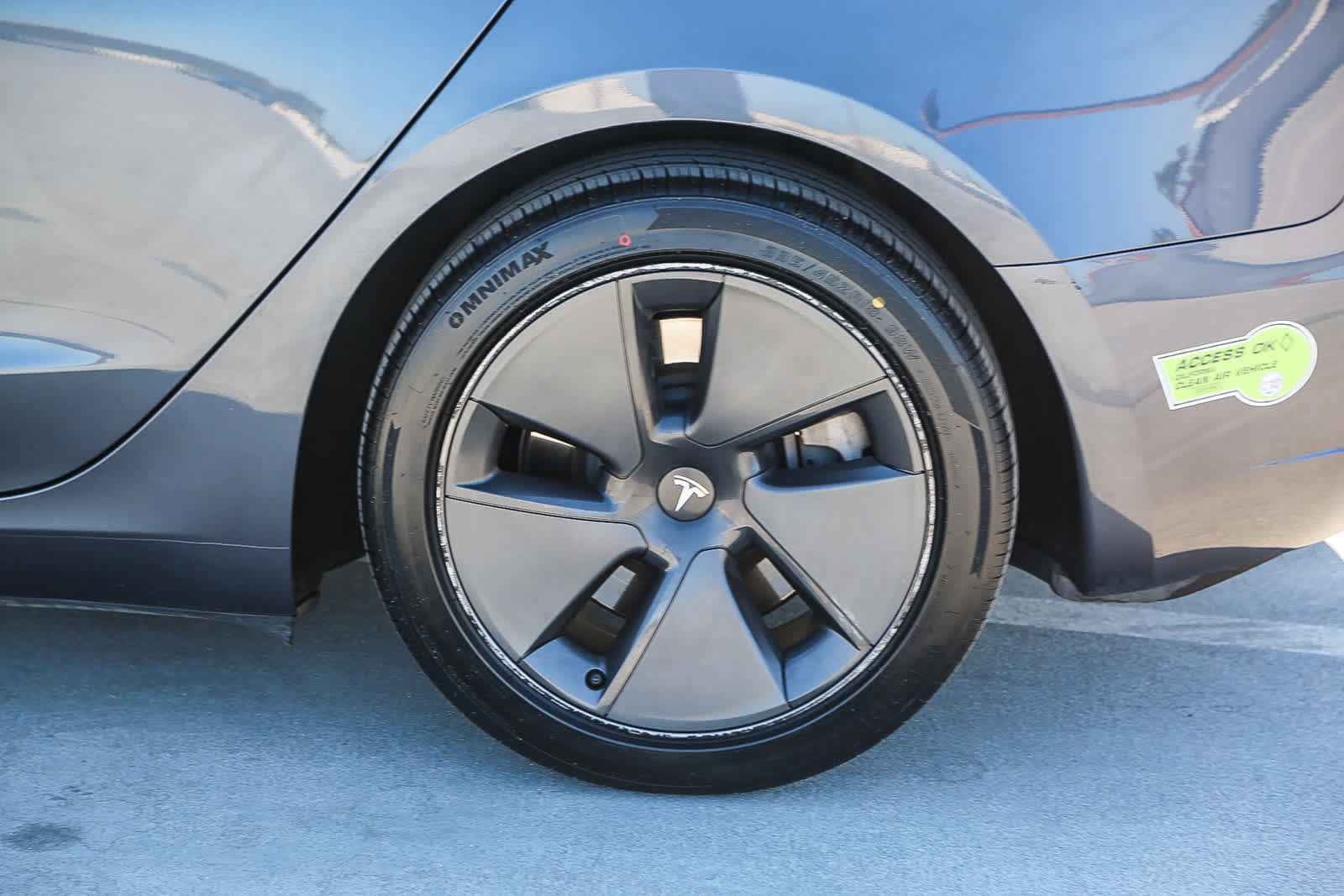 Used 2023 Tesla Model 3 Standard Range RWD image 11