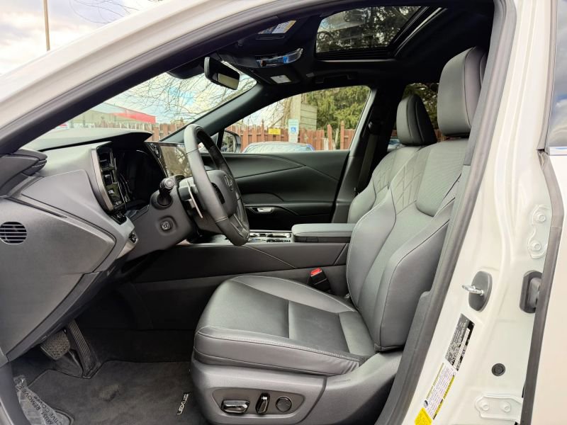 Used 2024 Lexus RX 350 Premium w/ Convenience Package image 9