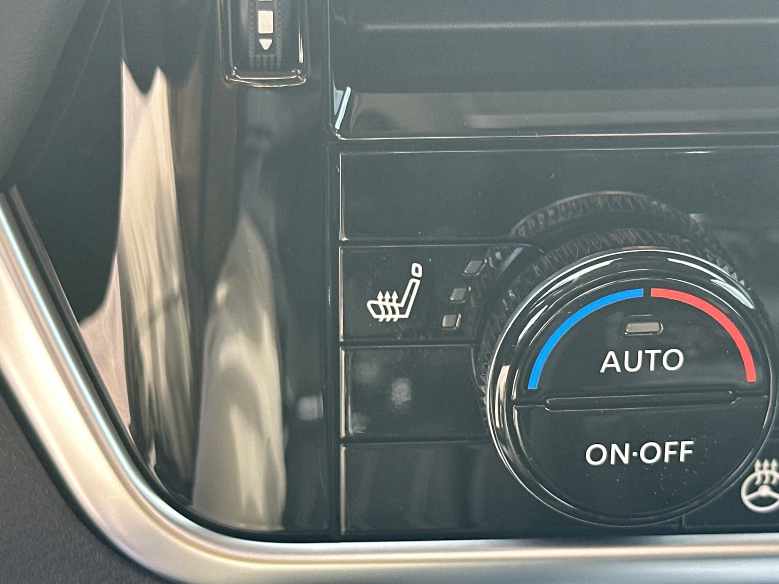 New 2026 Nissan Rogue Platinum w/ Tech Package image 32