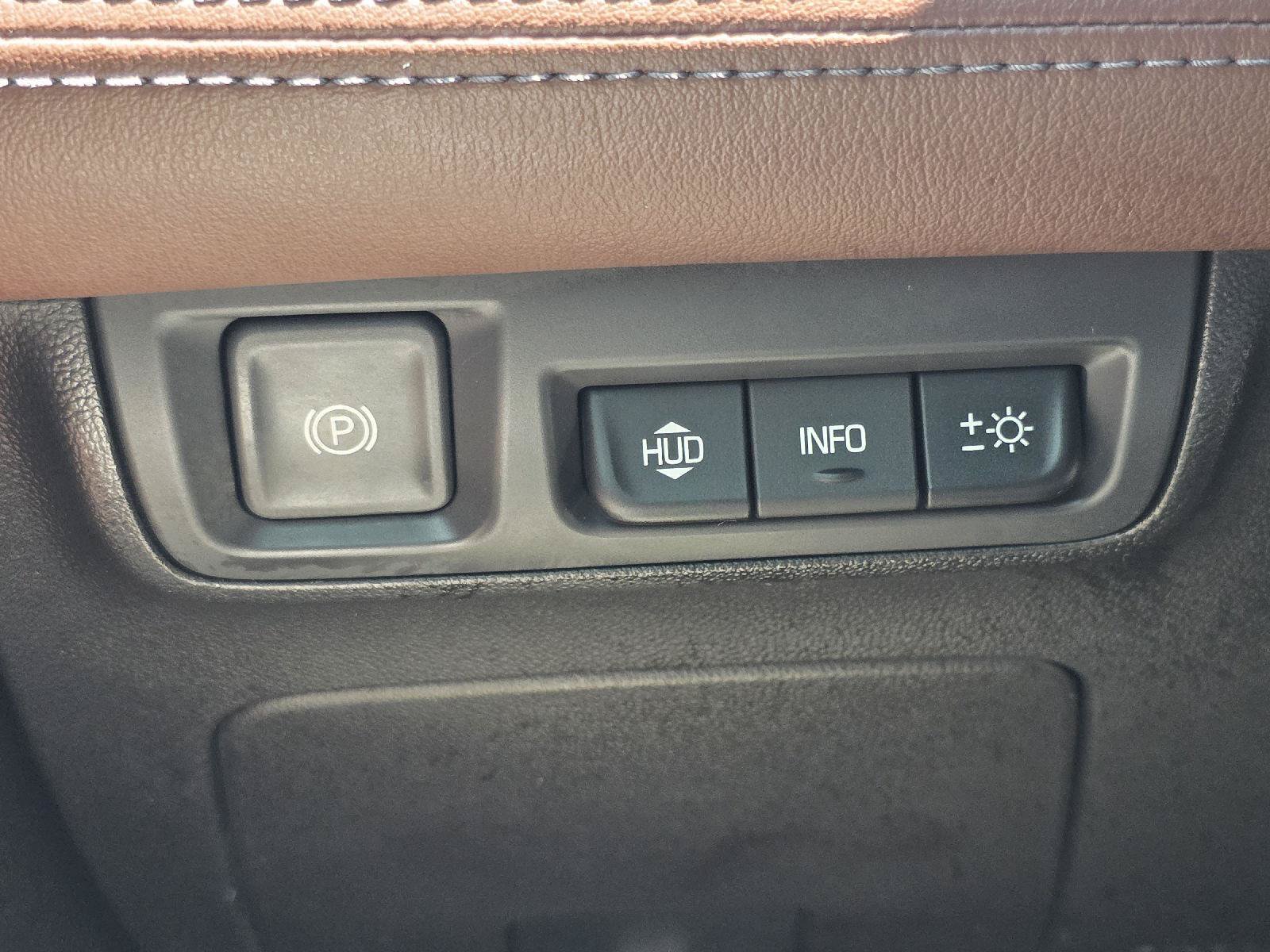 Used 2019 Buick LaCrosse Avenir w/ Driver Confidence Package II AWD/4WD image 12