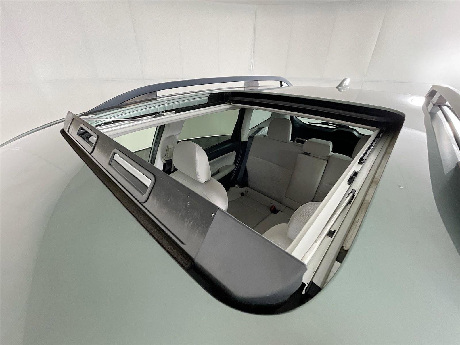 Used 2017 Subaru Forester 2.5i Premium w/ All-Weather Package image 11