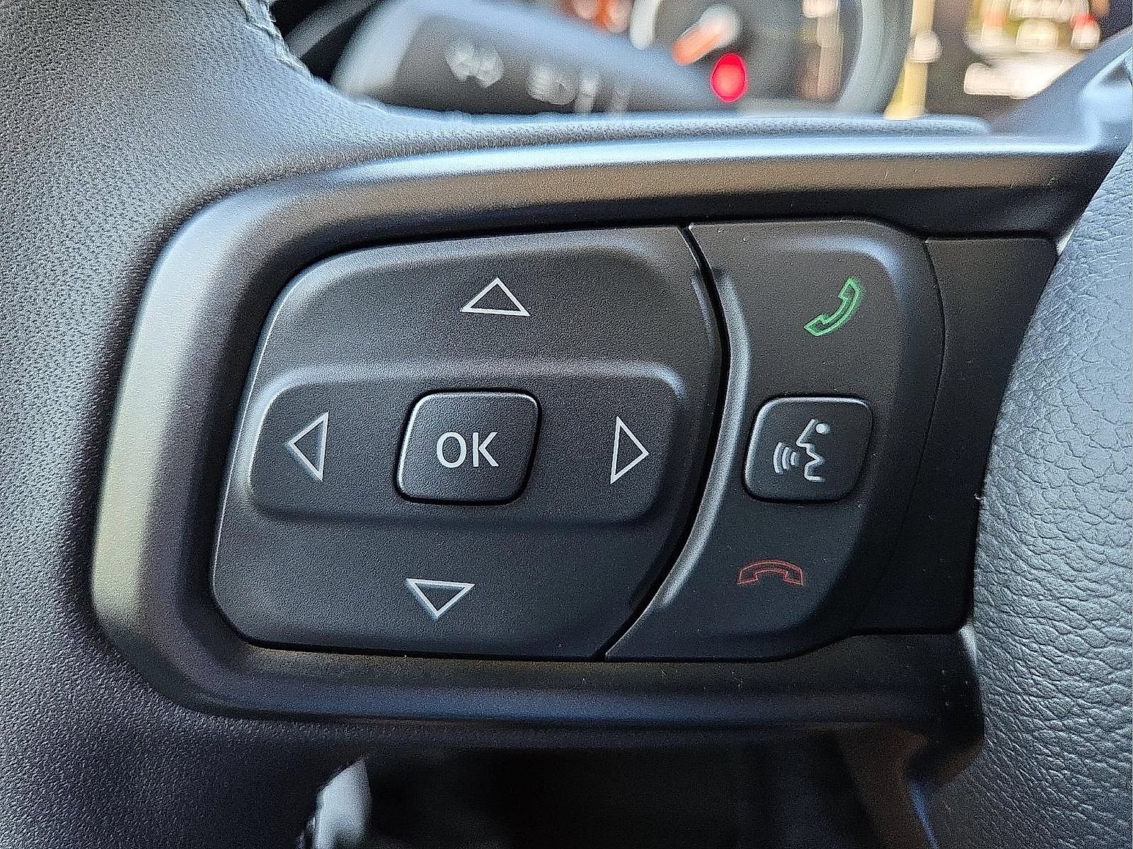 Used 2025 Jeep Gladiator Sport AWD/4WD image 20