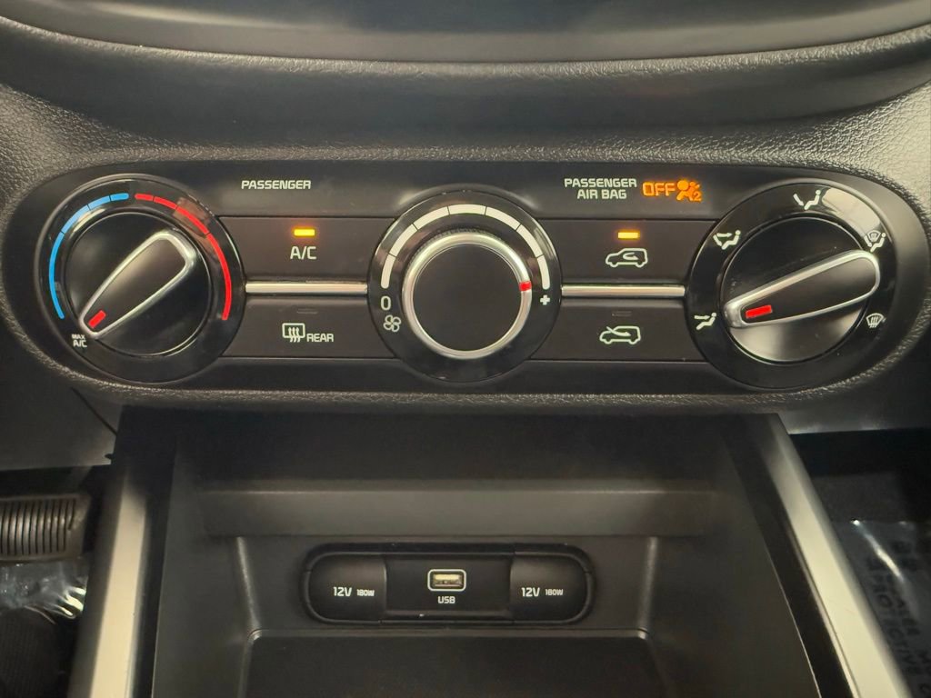 Used 2023 Kia Soul LX w/ Option Group 015 image 32