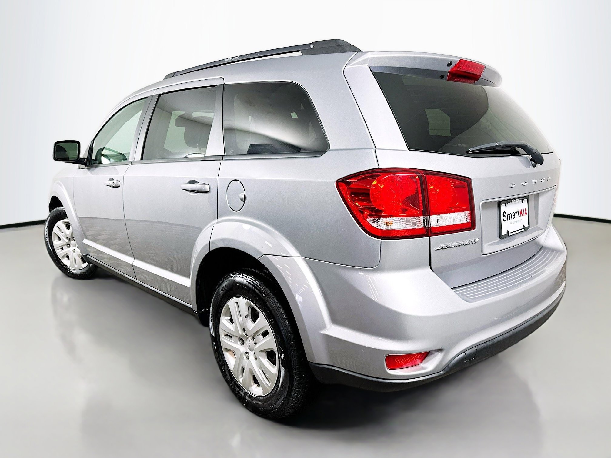 Used 2019 Dodge Journey SE image 5
