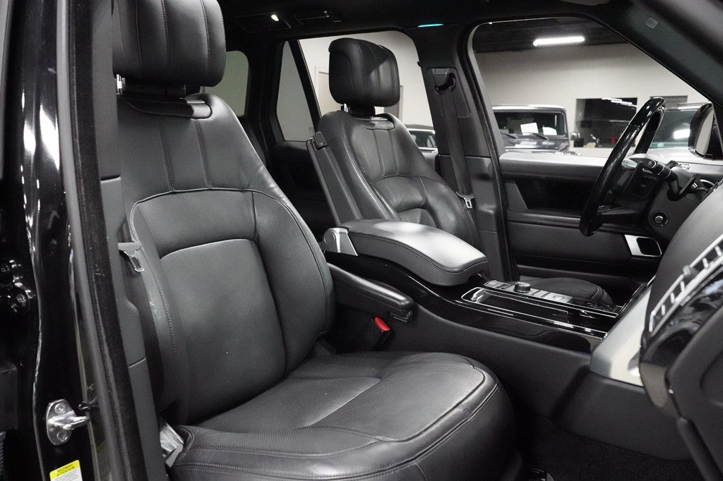 Used 2019 Land Rover Range Rover Supercharged AWD/4WD image 35