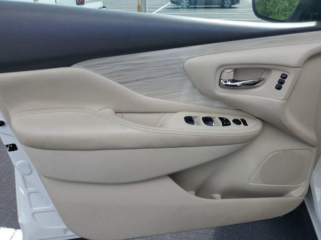 Used 2018 Nissan Murano Platinum w/ Cargo Package image 13
