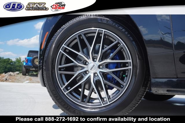 Used 2022 BMW iX xDrive50 w/ Sport Package AWD/4WD image 9