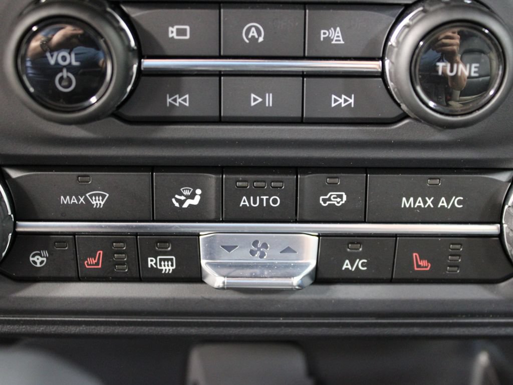 Used 2024 Ford Bronco Wildtrak AWD/4WD image 64