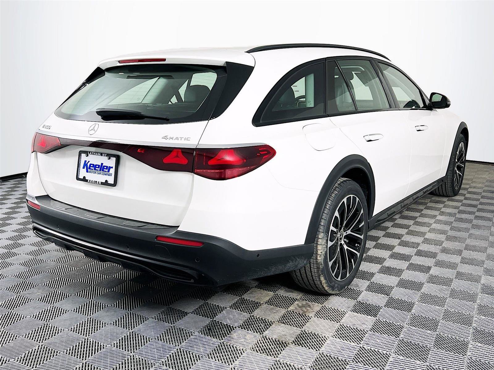 New 2026 Mercedes-Benz E 450 4MATIC All-Terrain Wagon image 6